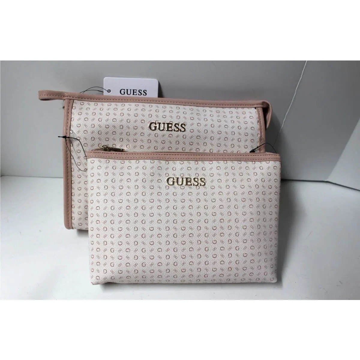 Women`s Guess Large and Medium Cosmetic Junction Travel Cosmetic Bags
