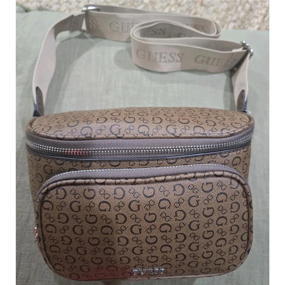 WT Women`s/men`s Guess Crossbody Waist Fanny Pack Front Pocket Hailley