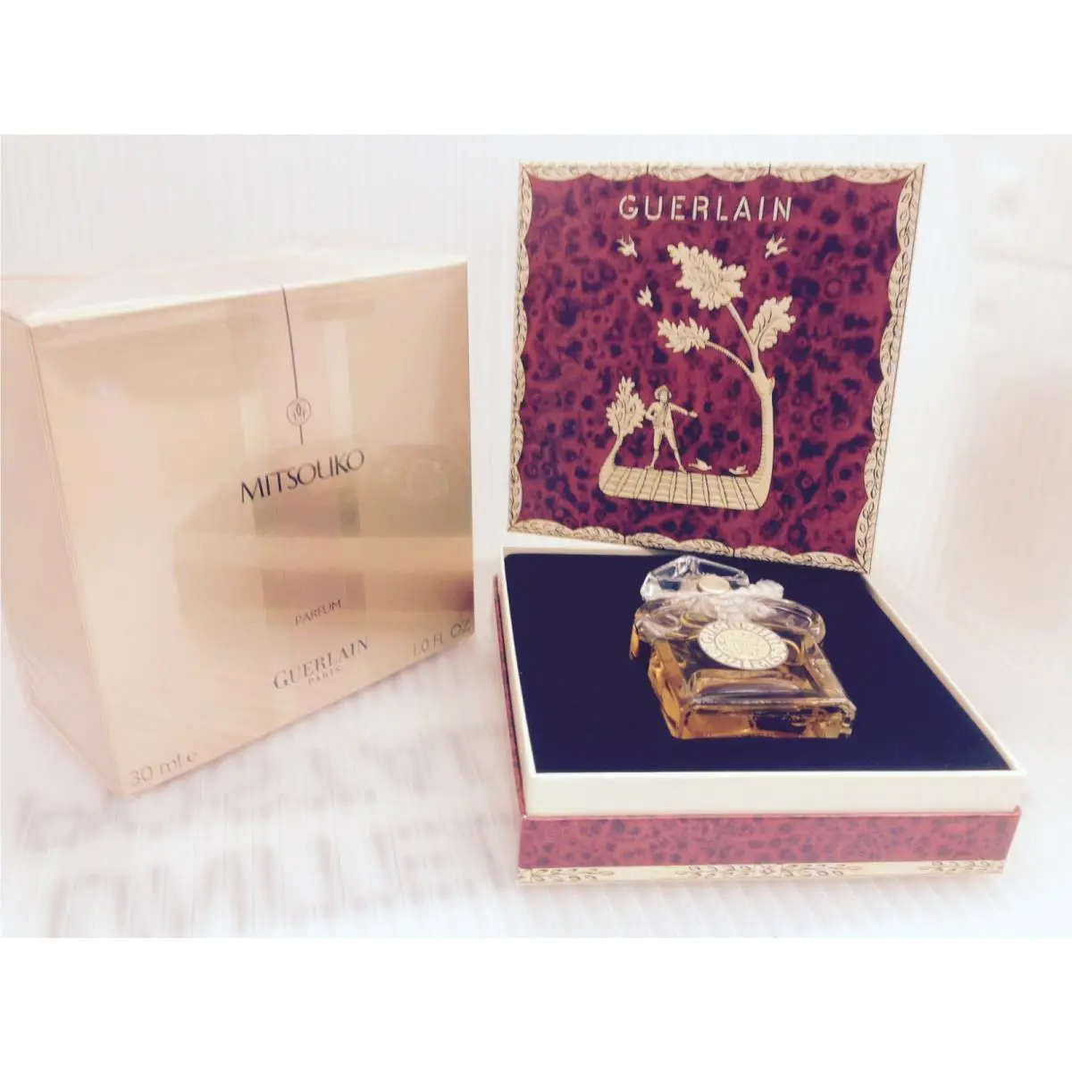 Mitsouko by Guerlain 1.0 FL oz / 30 ML Pure Perfume / Parfum In Box