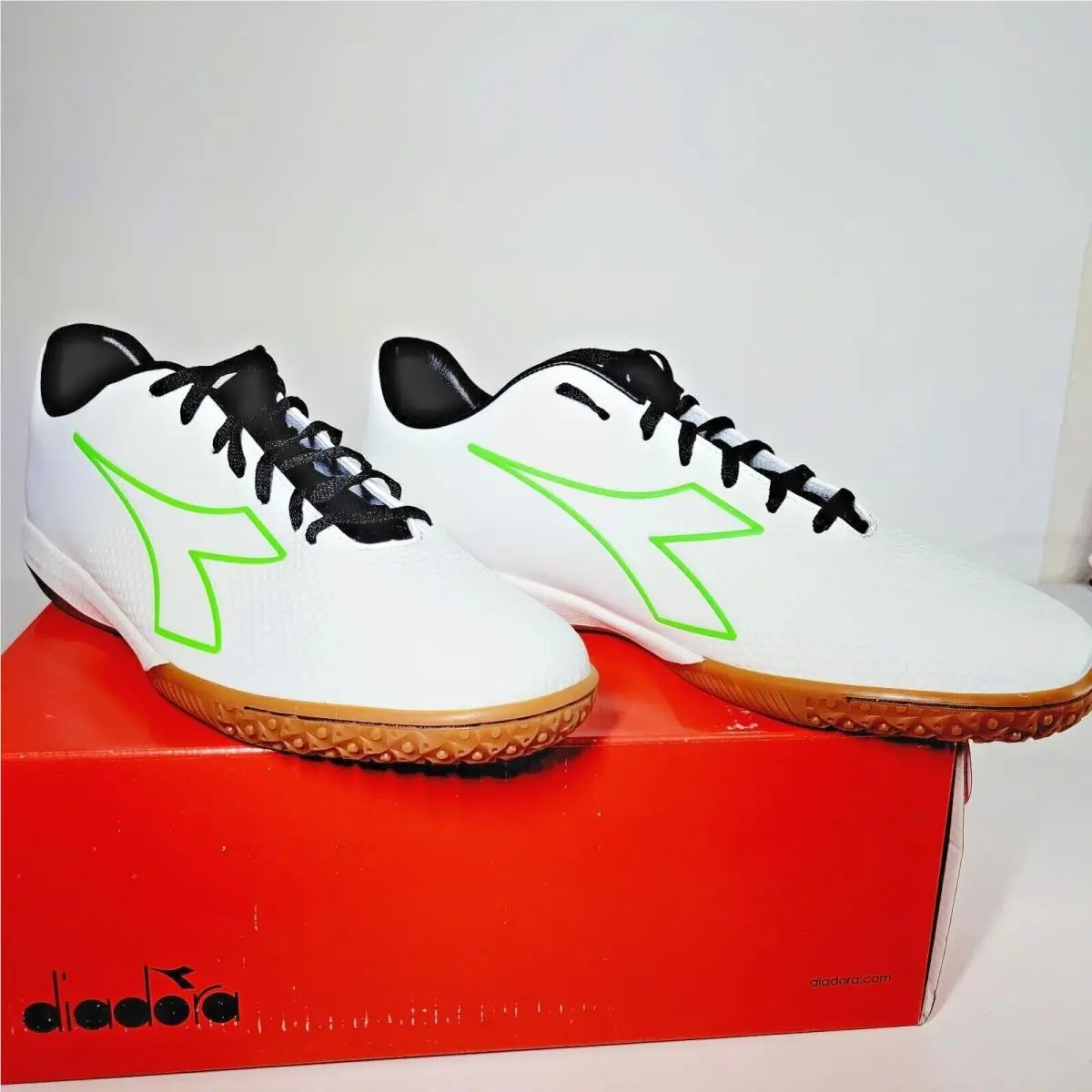 Diadora shoes - White 7