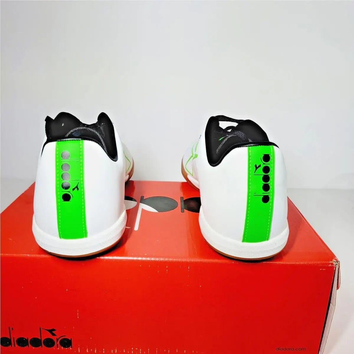 Diadora shoes - White 4