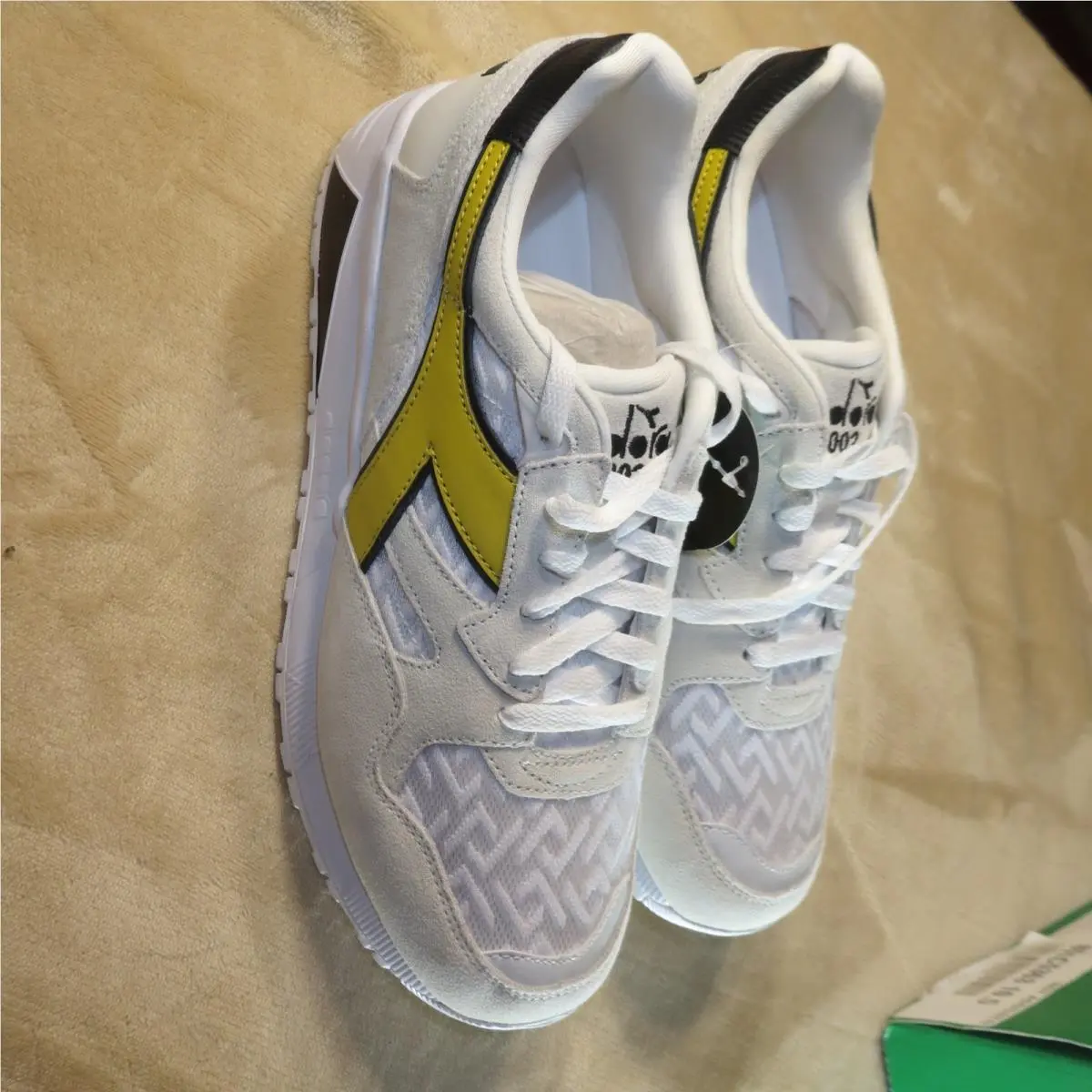 Diadora shoes - N9002 - N9002 - White 4