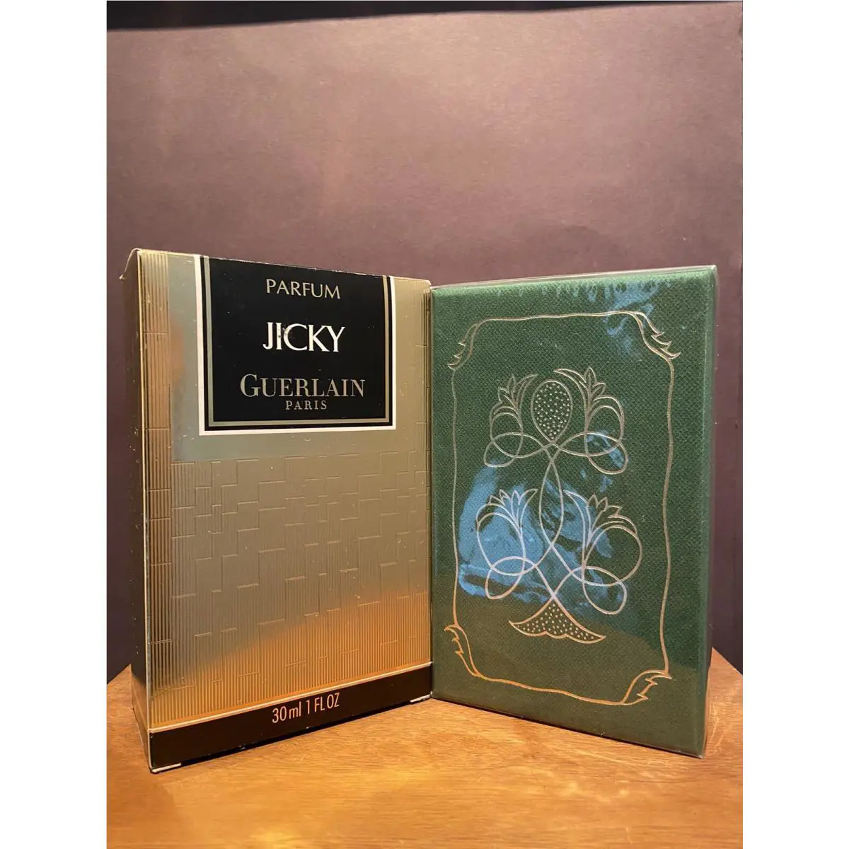 Guerlain Jicky 1 oz / 30 ml Flacon Parfum Extrait Paris France Box Rare