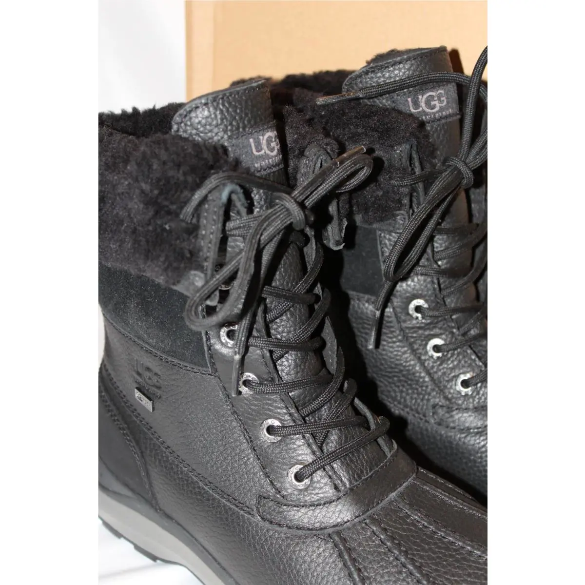 UGG shoes - UGG Australia Adirondack - Australia Adirondack - Black 2