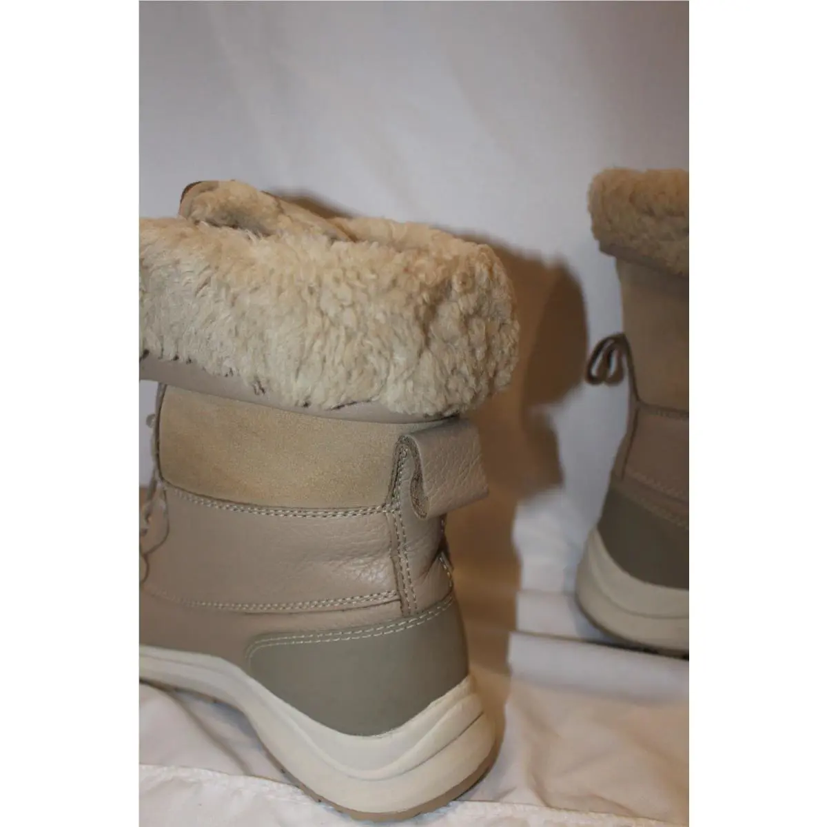 UGG shoes Australia Adirondack - Beige 8