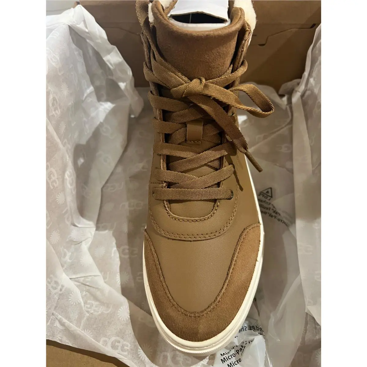 UGG shoes - 942837100 - 942837-100 - CHE 2
