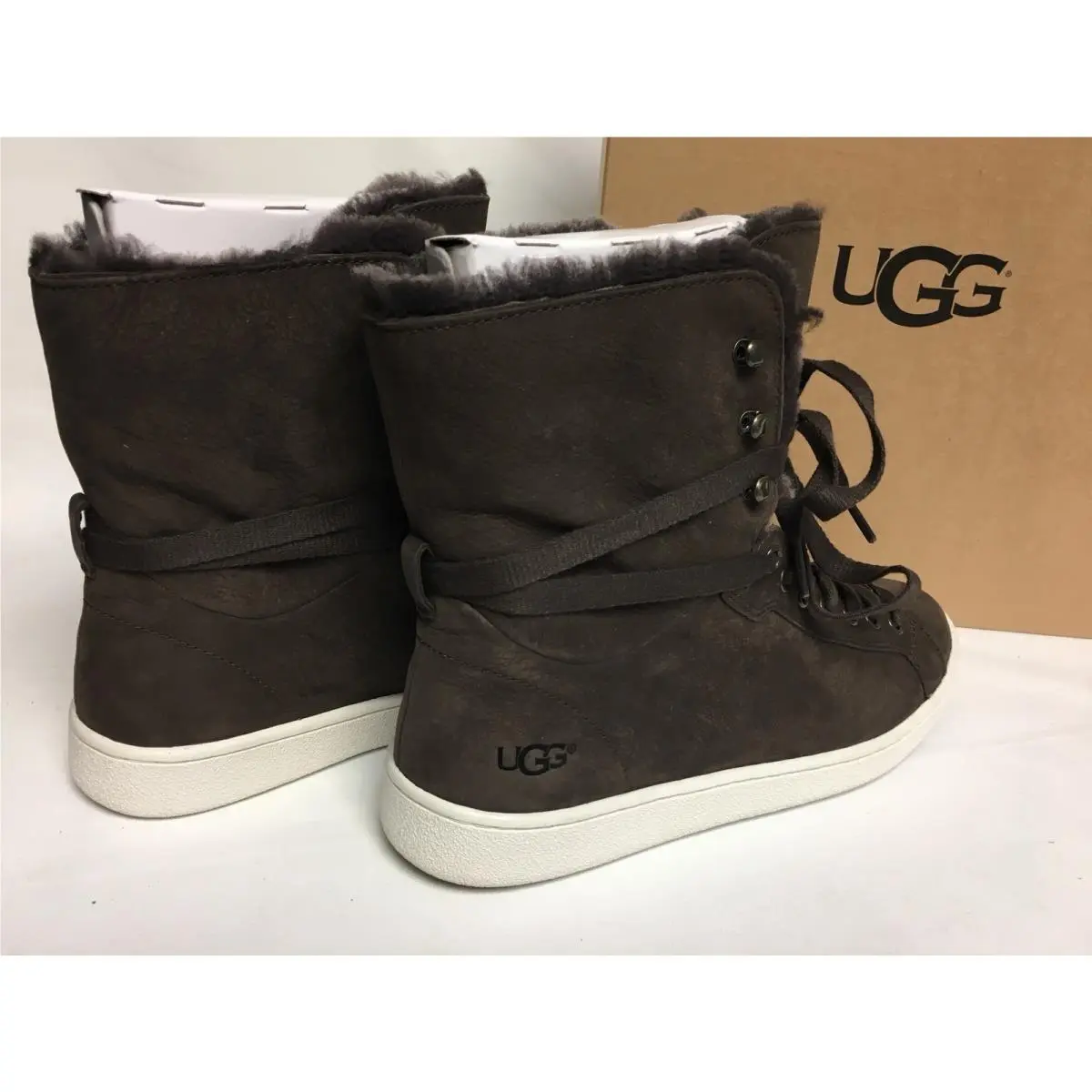 UGG shoes - Chocolate Brown 5