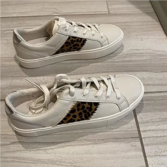 UGG shoes - White 4