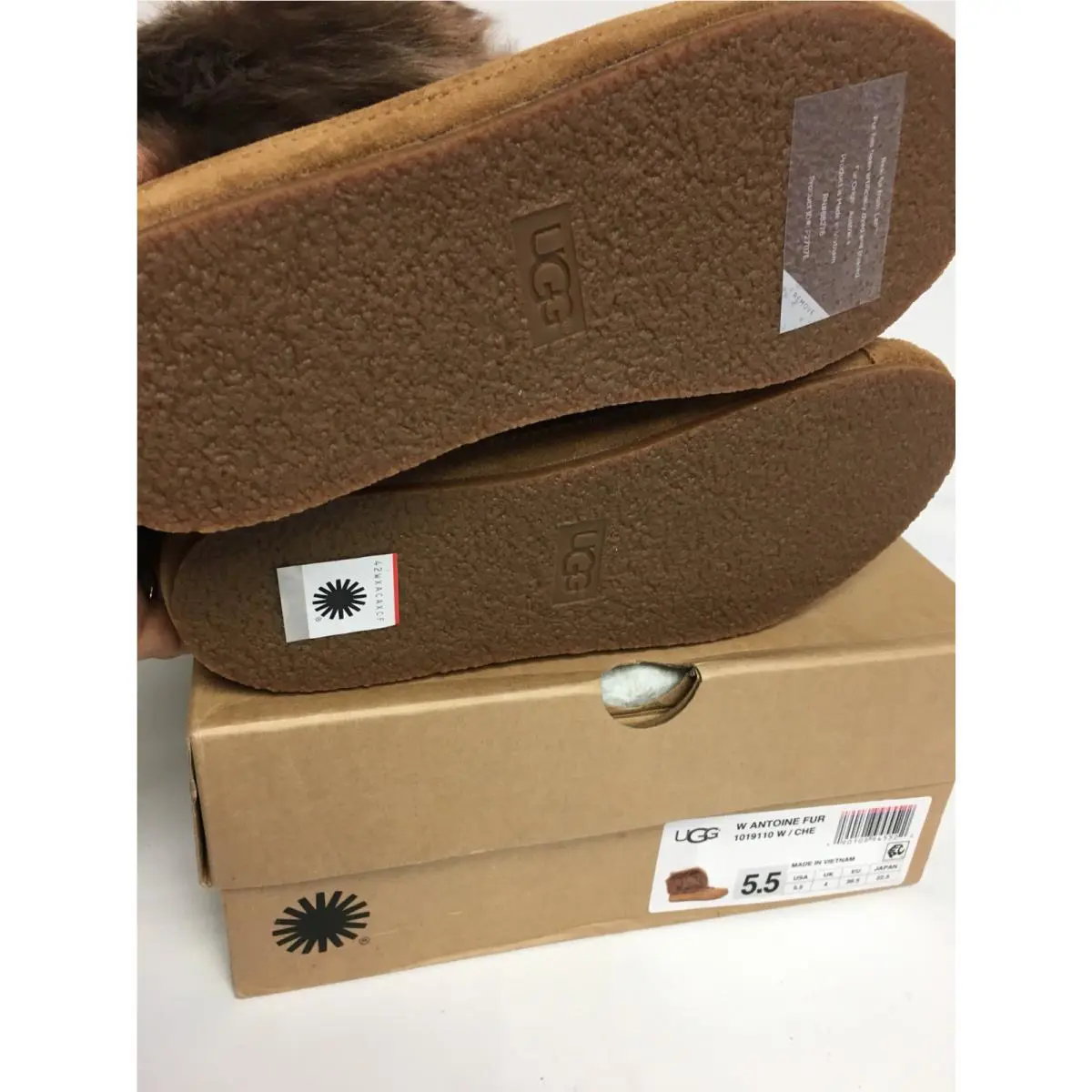 UGG shoes - Chestnut Brown 10