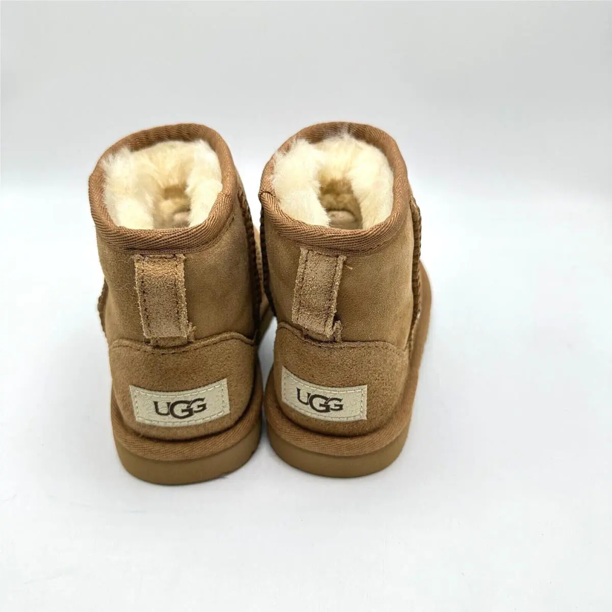 UGG clothing - Chestnut 2