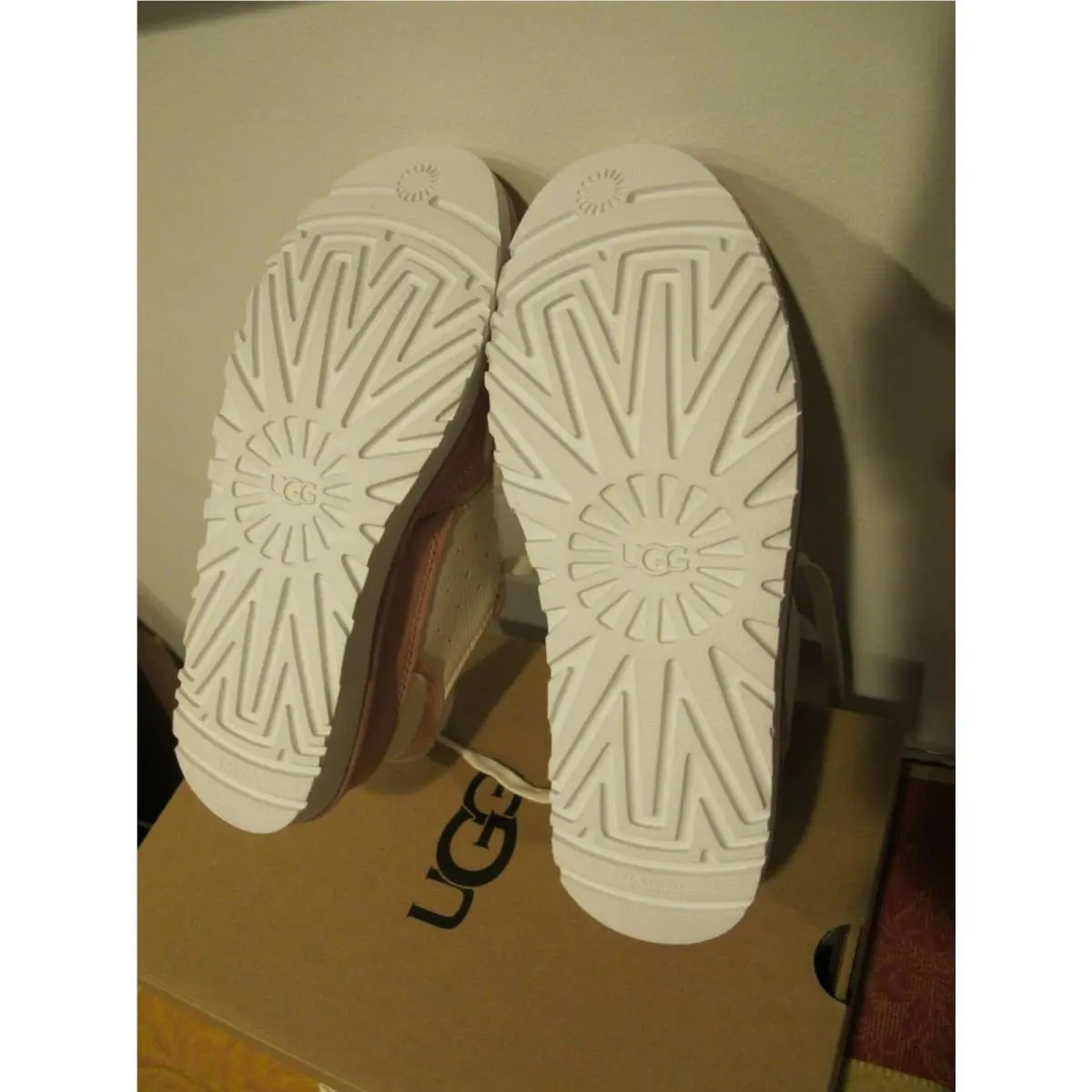 UGG shoes - 1105810 - 1105810 - White/pink 7