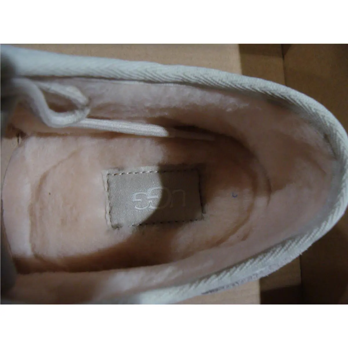 UGG shoes - Whitecap 12