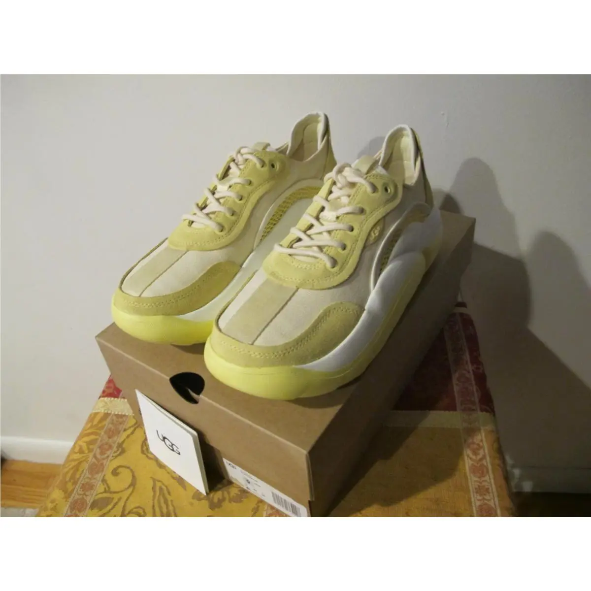 Ugg Australia La Cloud Low Women Slip On Sneaker Shoes Yellow White 1107945 sz 9