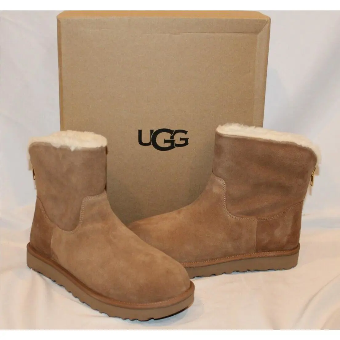 UGG shoes - UGG Classic Mini - Classic Mini - Brown 0