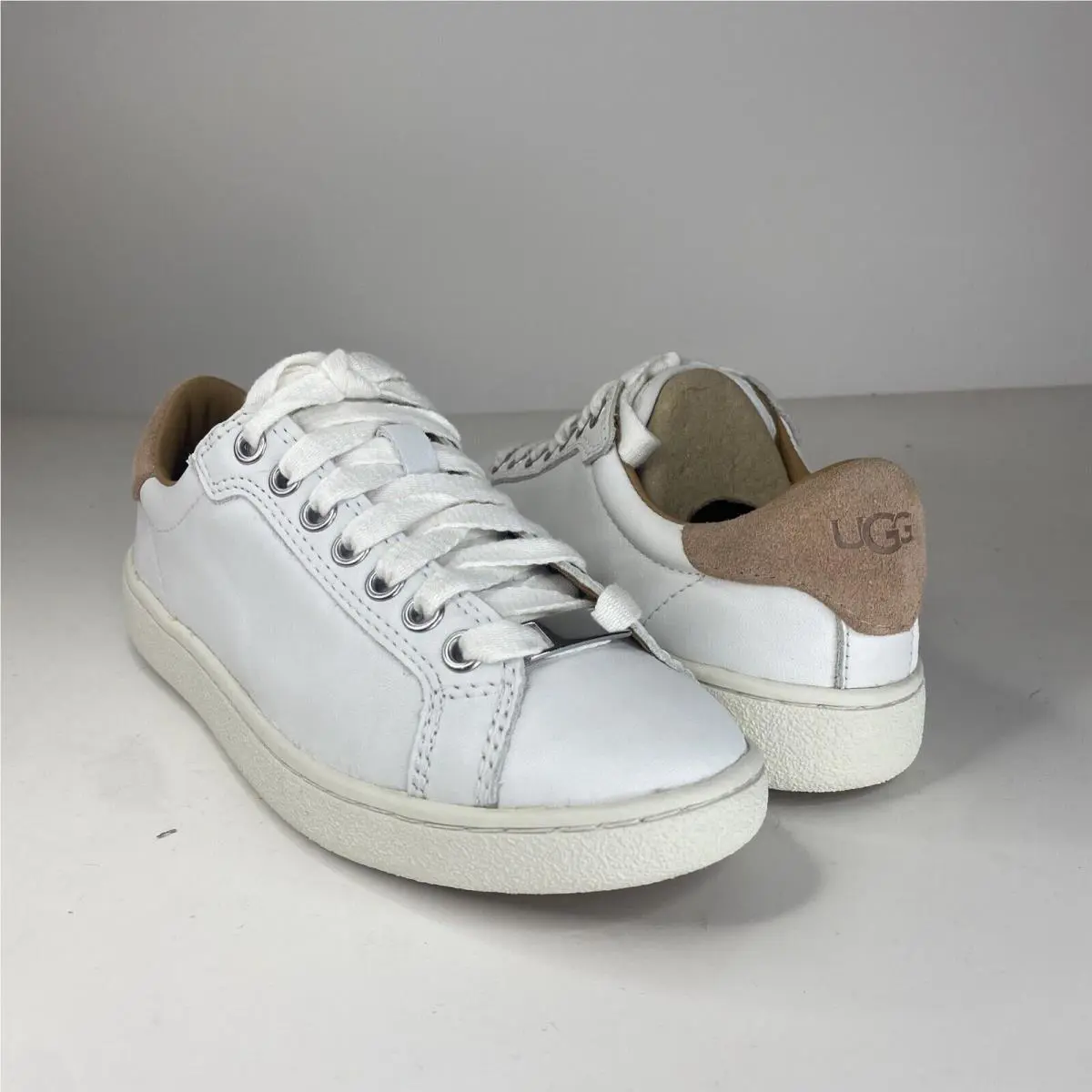 UGG shoes - UGG Milo - Milo - White 1