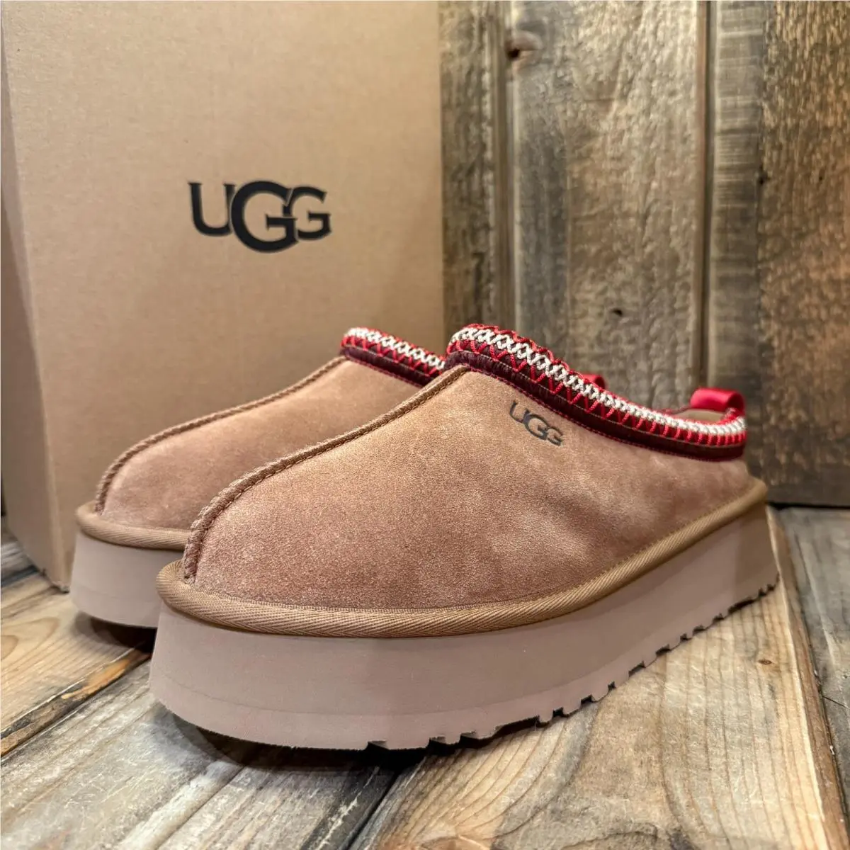 Ugg Tazz Platform Slipper Shoe Womens Size 10 Chestnut Suede Wool Cozy Comfort