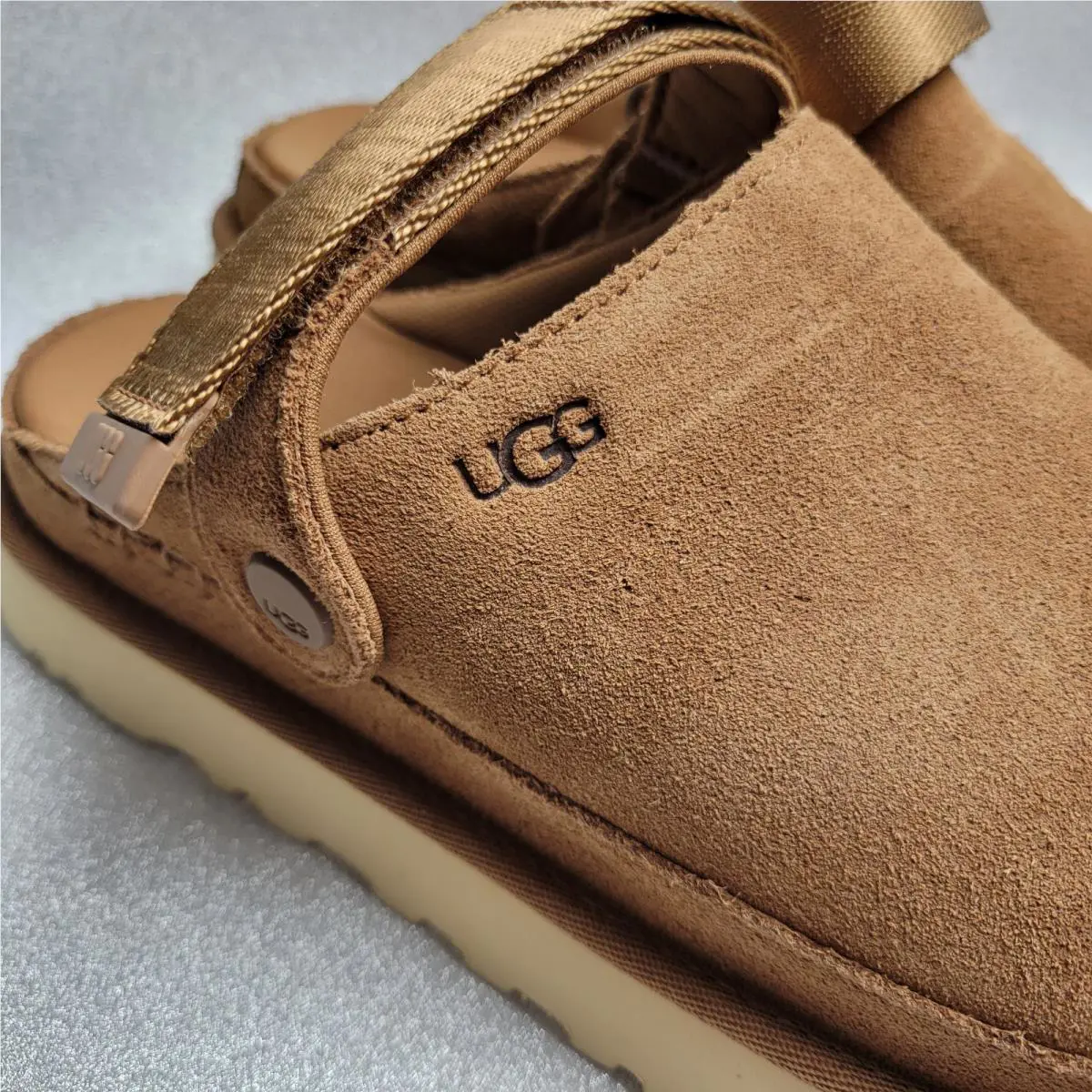 UGG shoes - UGG Women`s Goldenstar Clog - Goldenstar Clog - 1138252 - Chestnut 4