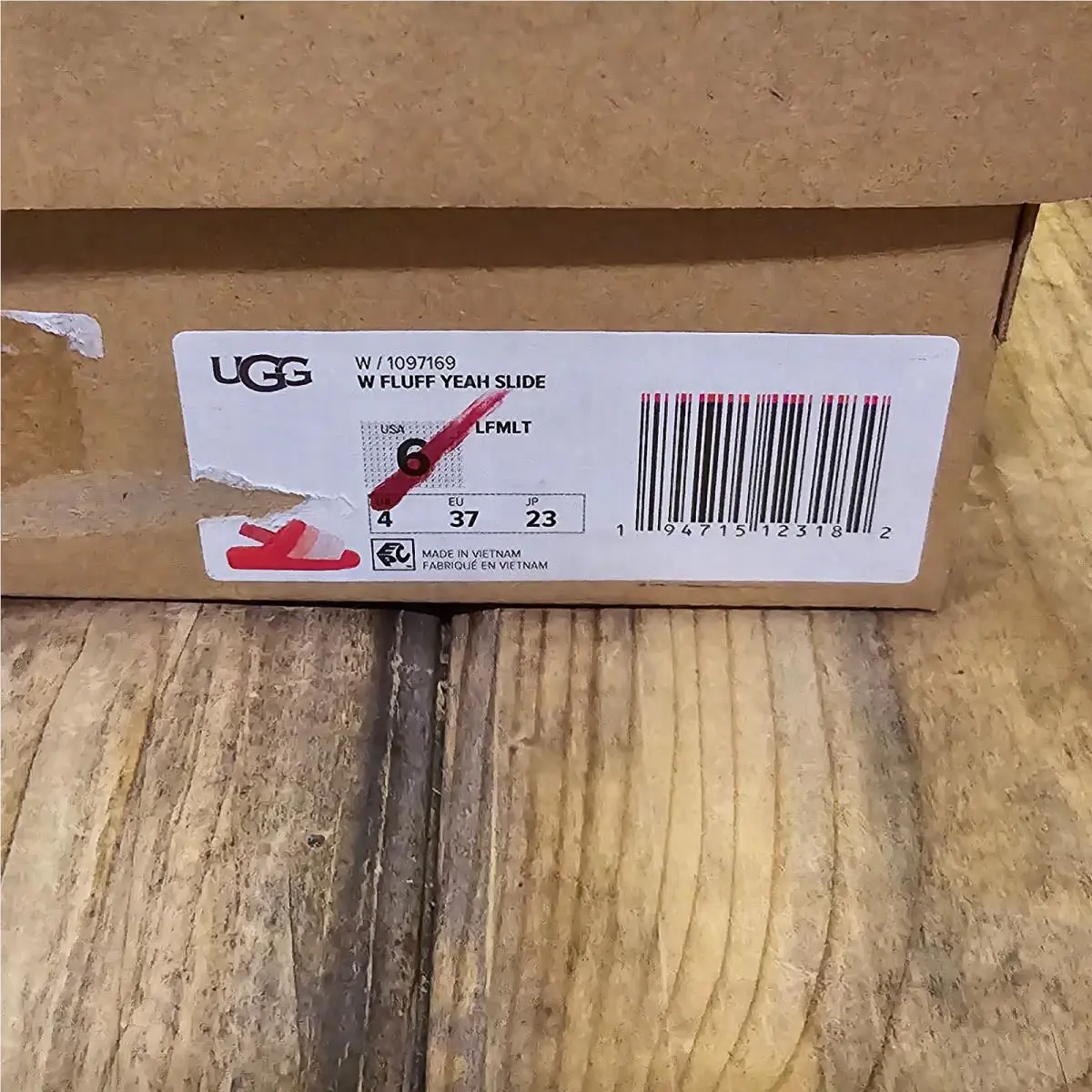UGG shoes - FLUFF YEAH SLIDE - FLUFF YEAH SLIDE - 1095119 - Multicolor (UPC: 194715123182) 14