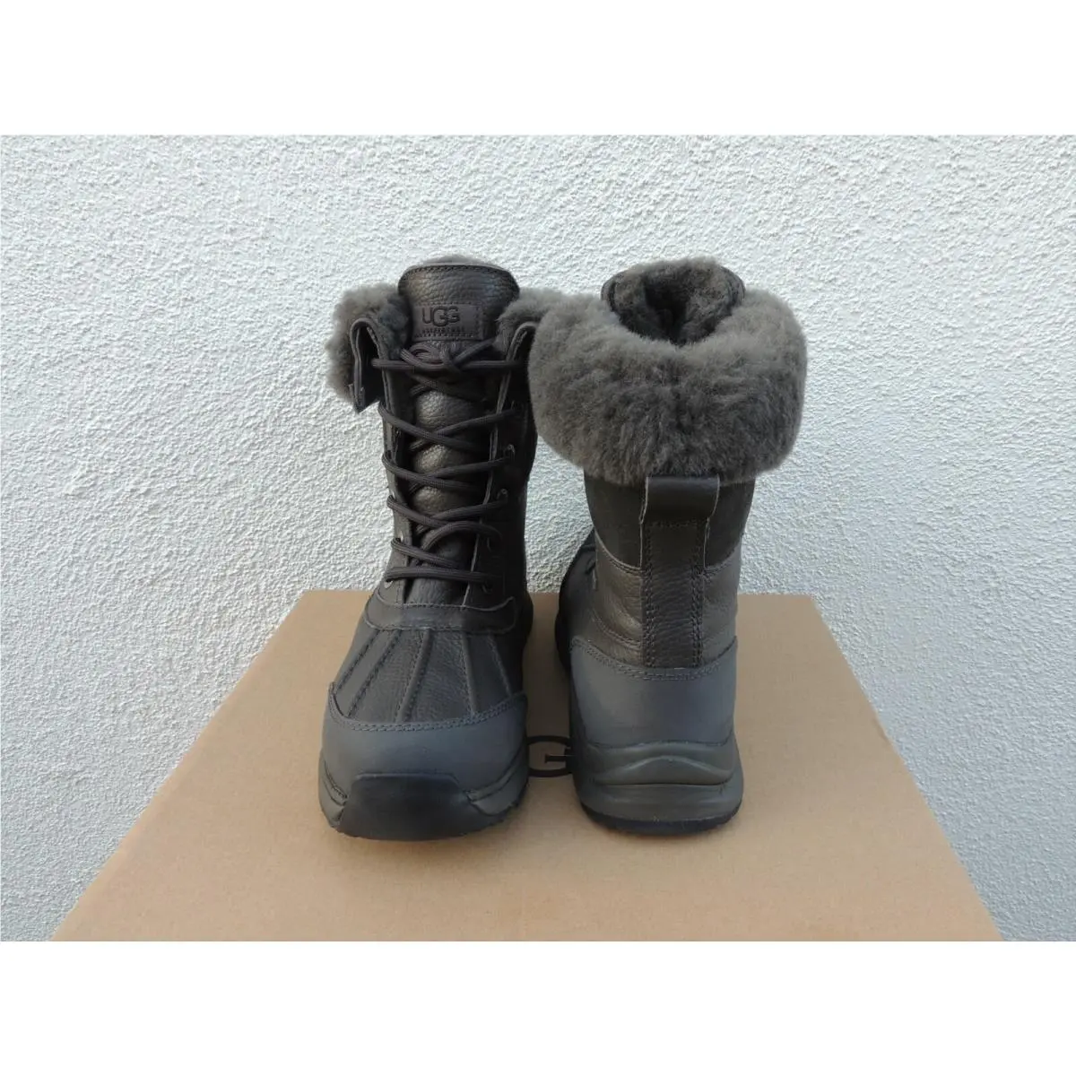 UGG shoes - UGG Adirondack III - Adirondack III - 1095141 - Black Olive (UPC: 192410556366) 2