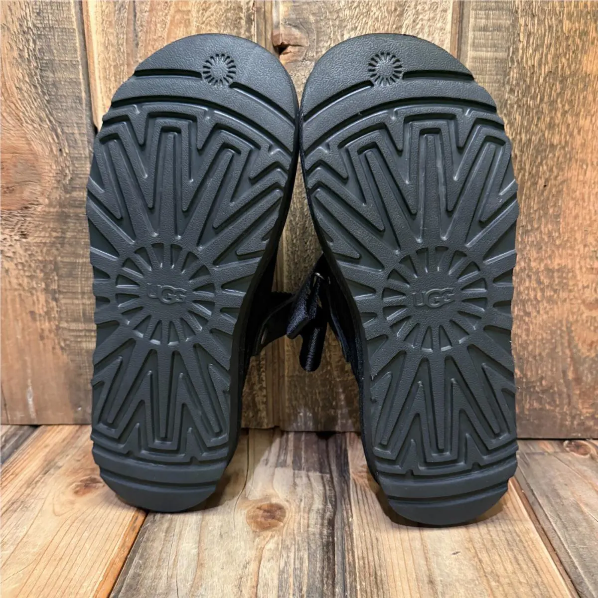 UGG shoes - UGG Goldencoast Clog - Goldencoast Clog - 1142172 - Black (UPC: 196565272355) 7