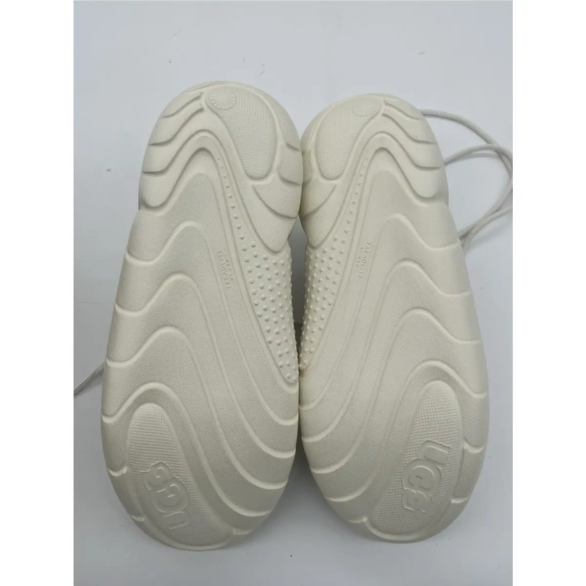 UGG shoes - UGG Australia LA Cloud Low Trainer - 1107945 - White (UPC: 192410764464) 7