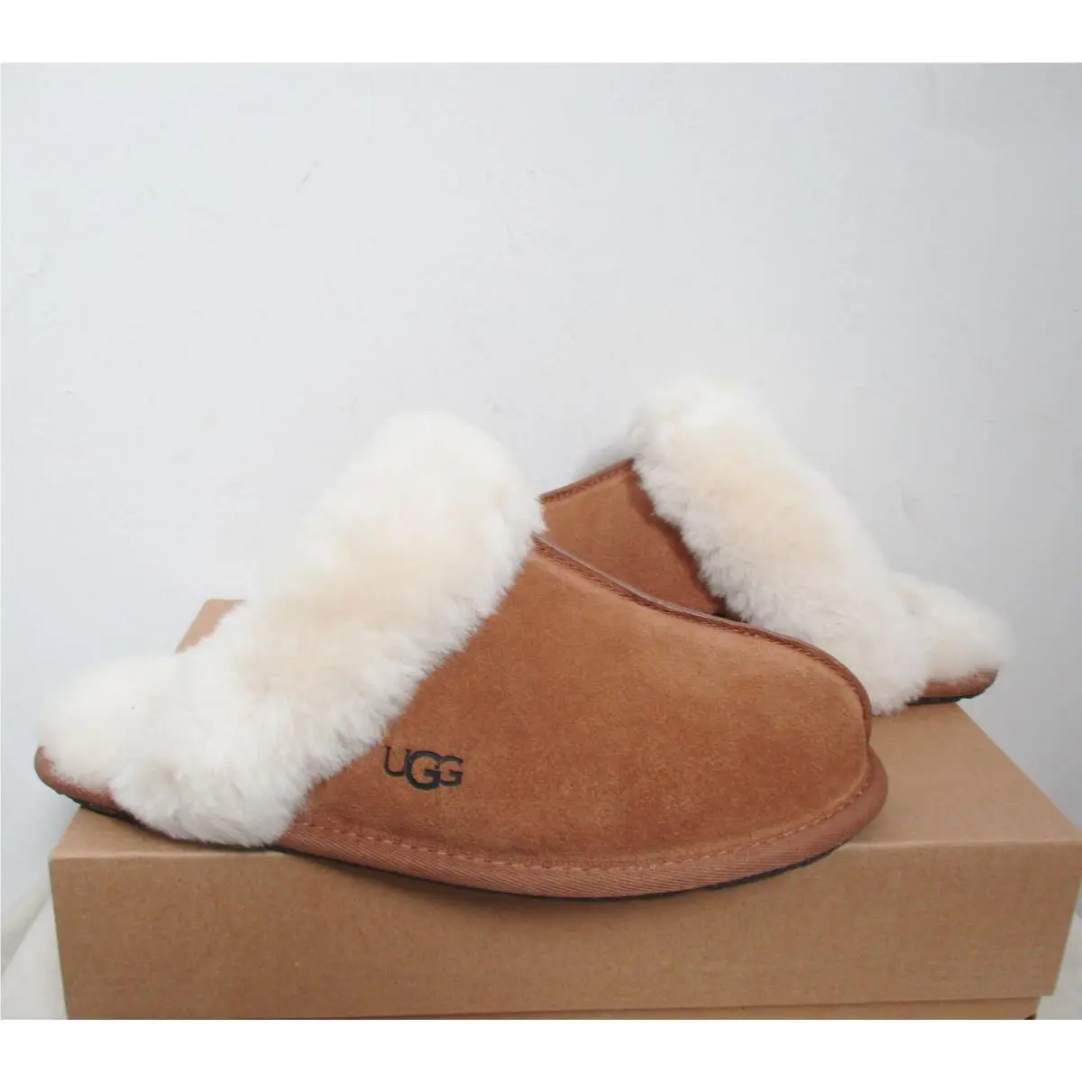 Ugg Women`s Scuffette II Chestnut Brown Suede Slipper Shoe 7US - Brown, Manufacturer: Chestnut