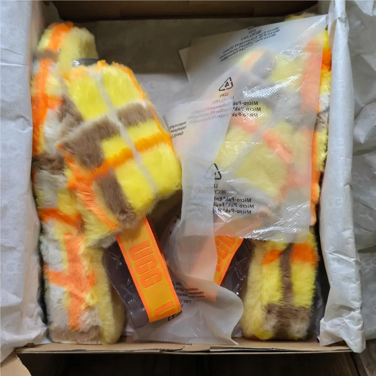 UGG shoes - FLUFF YEAH SLIDE PLAID PUNK - 1130879 - Yellow 7