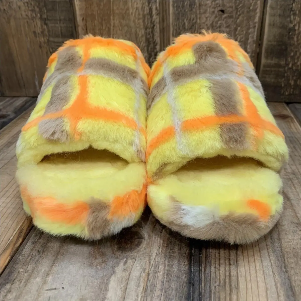 UGG shoes - FLUFF YEAH SLIDE PLAID PUNK - 1130879 - Yellow (UPC: 195719868468) 2
