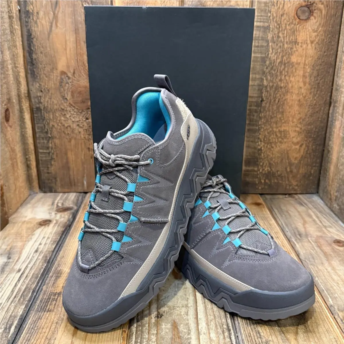 Ugg Captrail Low Mens Size 11 Trail Sneakers Thunder Cloud Antilope