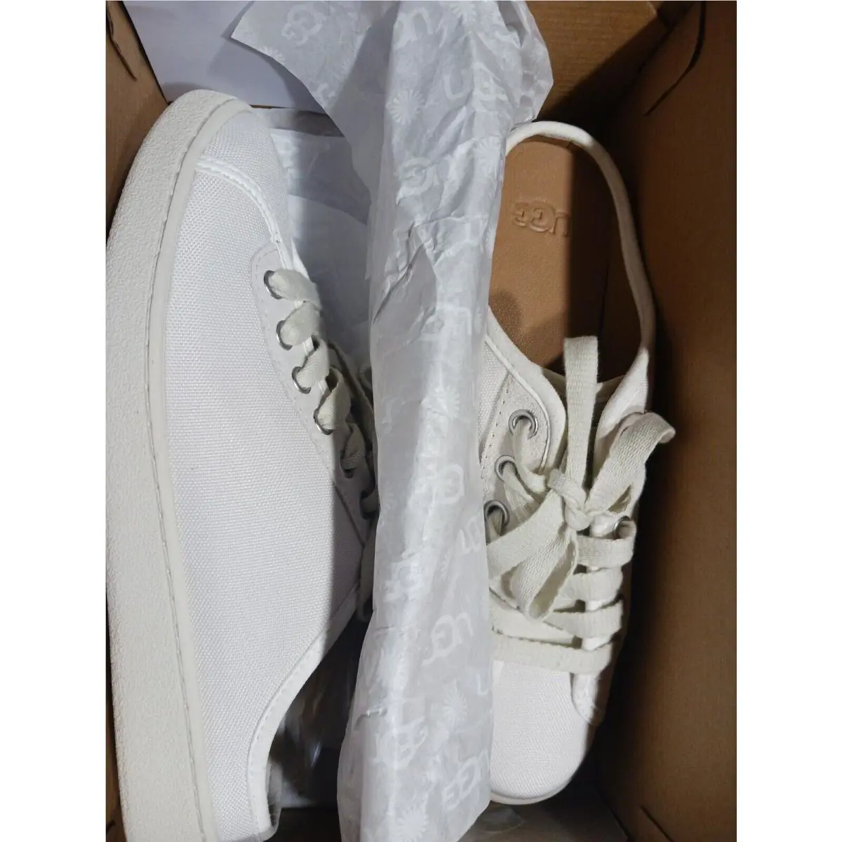 UGG shoes - UGG Cas - Cas - 1019108 - White 2