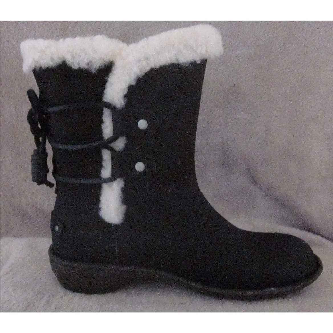 UGG shoes - Black (UPC: 888855112976) 2