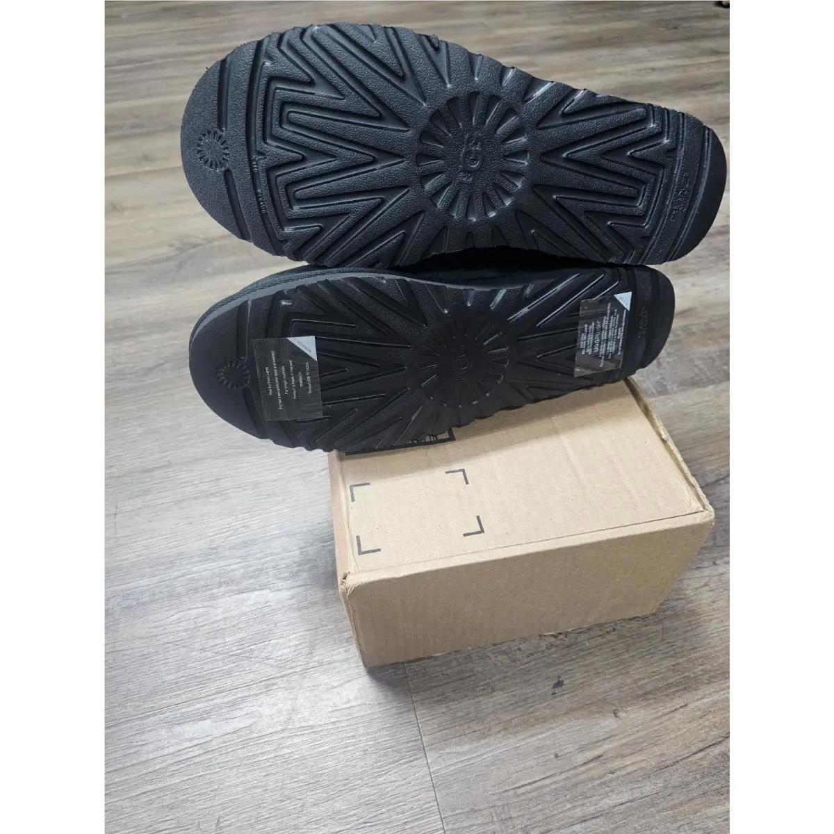 UGG shoes - Classic Ultra Mini - Classic Ultra Mini - Black 2