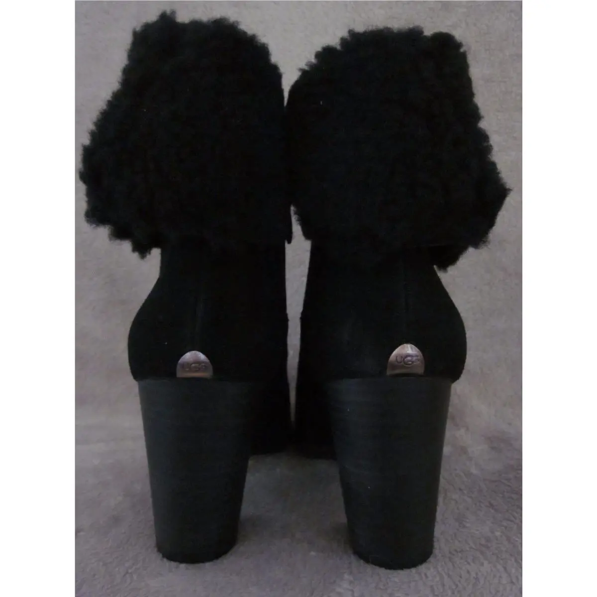 UGG shoes - Black (UPC: 888855152897) 2
