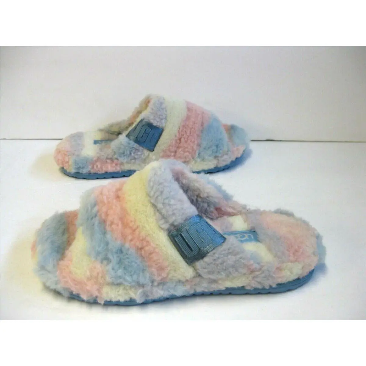 UGG shoes - UGG FLUFF - FLUFF - PRIDE STRIPES 1