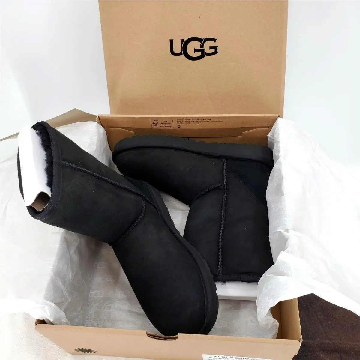 UGG shoes - UGG Classic Short II - Classic Short - Black 0