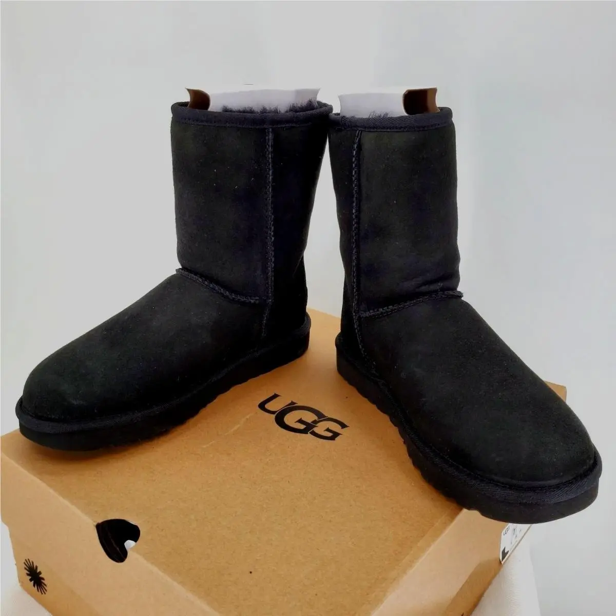 UGG shoes - UGG Classic Short II - Classic Short - Black 2