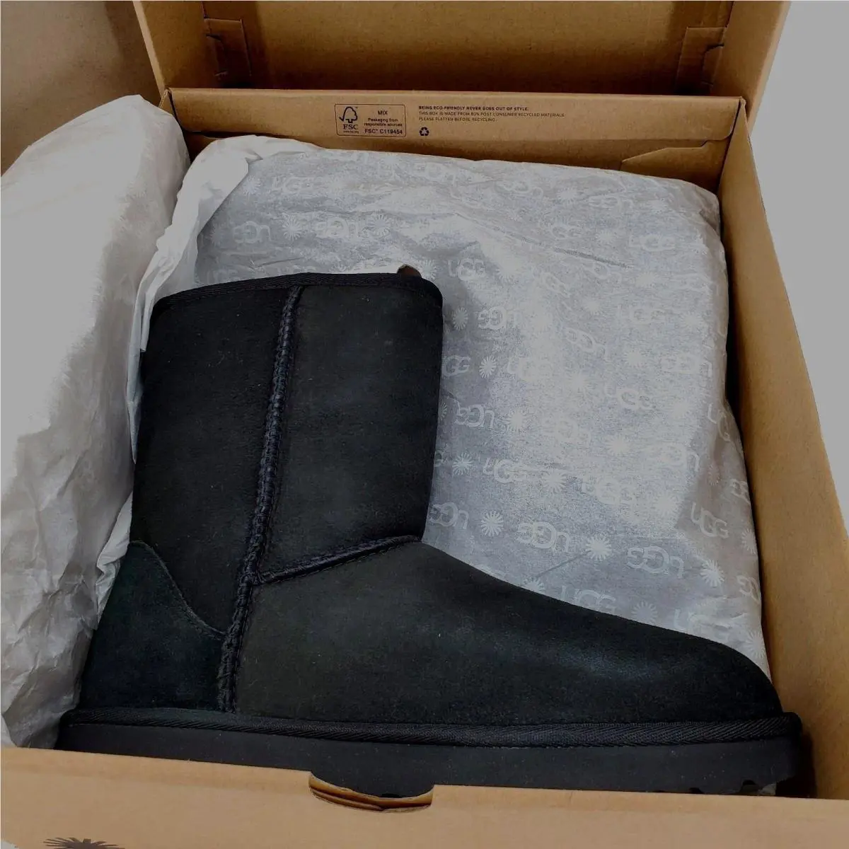 UGG shoes - UGG Classic Short II - Classic Short - Black 4