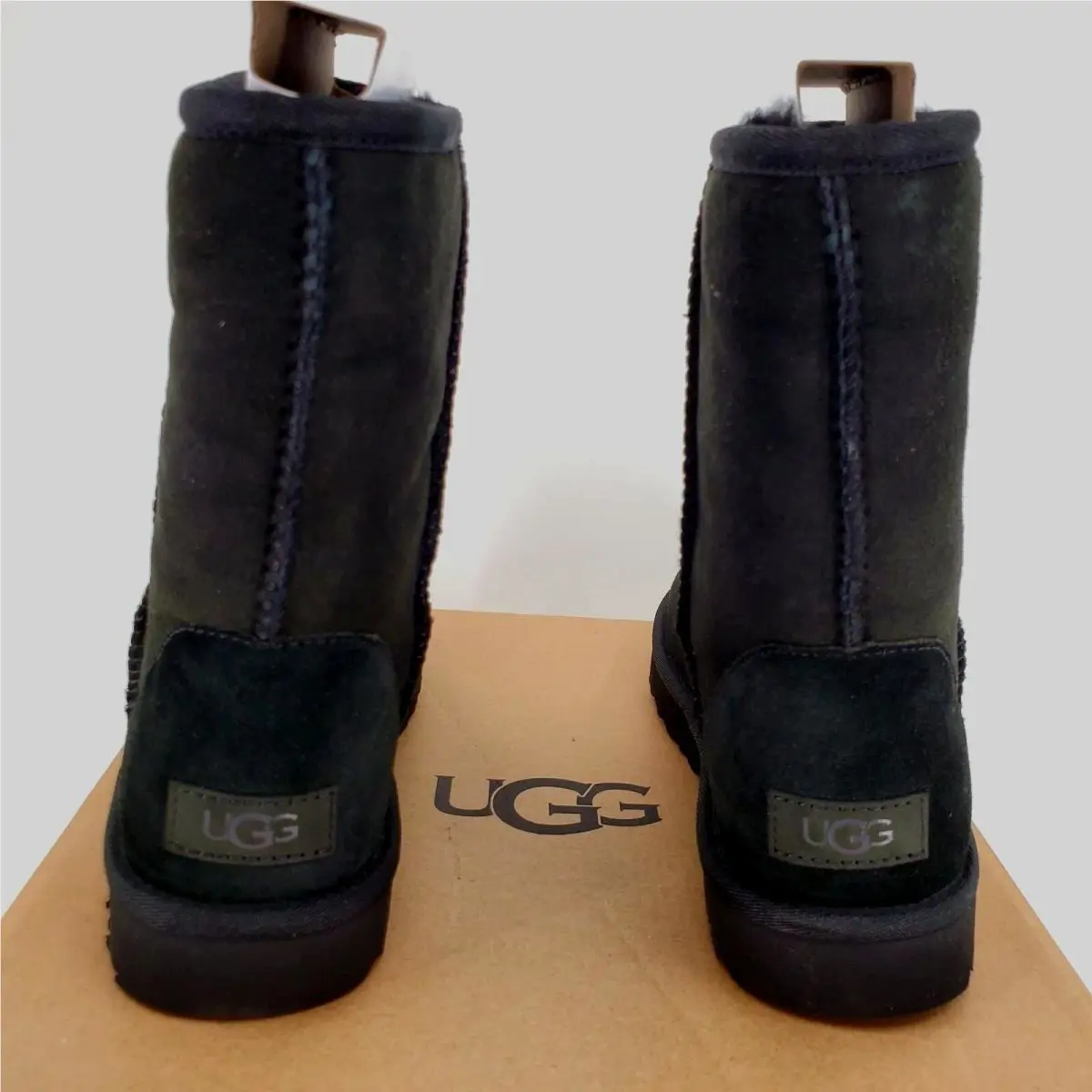 UGG shoes - UGG Classic Short II - Classic Short - Black 6