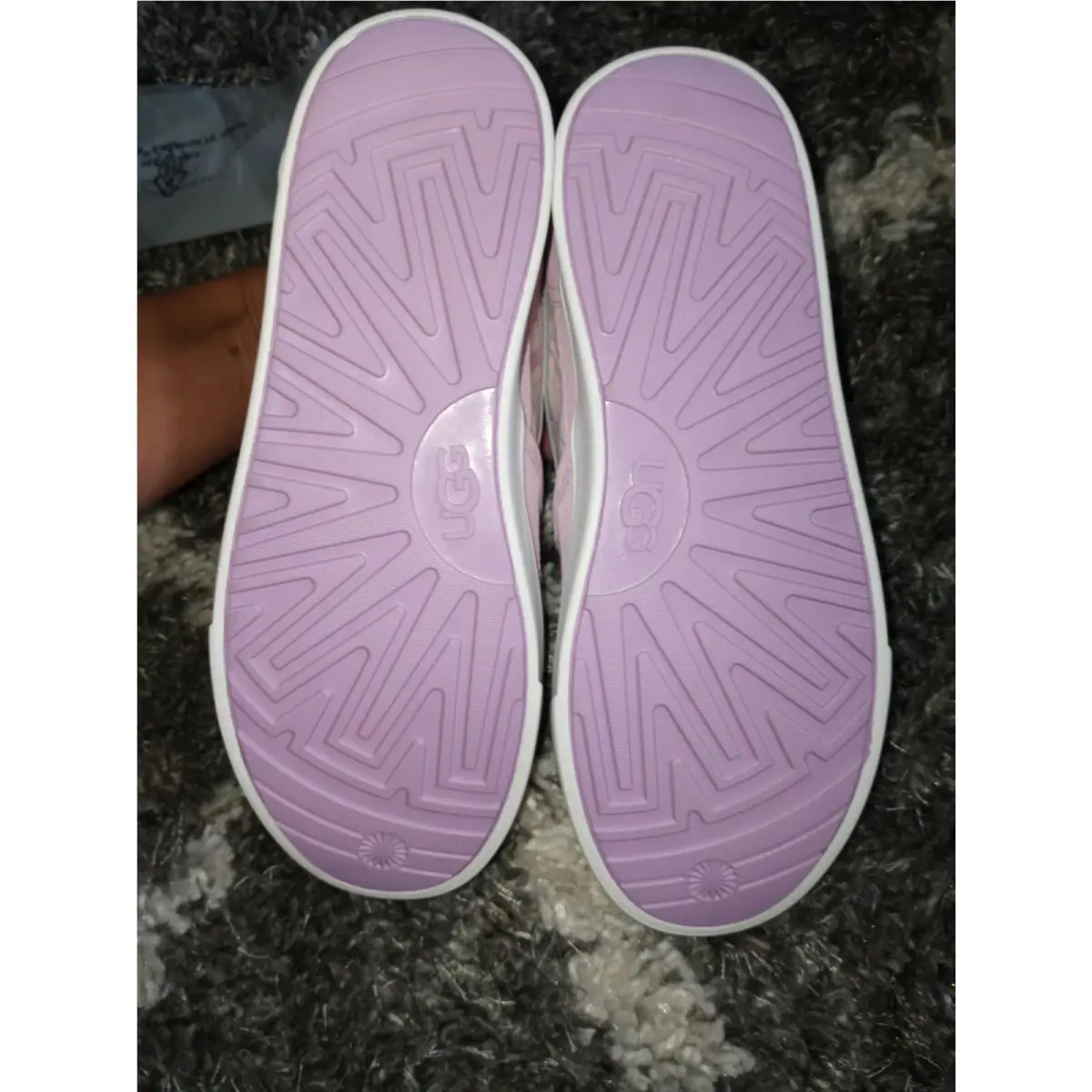 UGG shoes - lilac 2