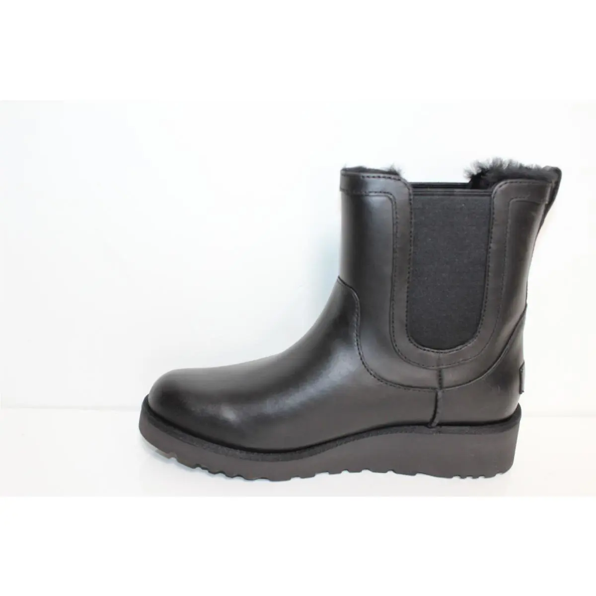 UGG shoes - Ankle - Ankle - Black (UPC: 0888855292678) 0