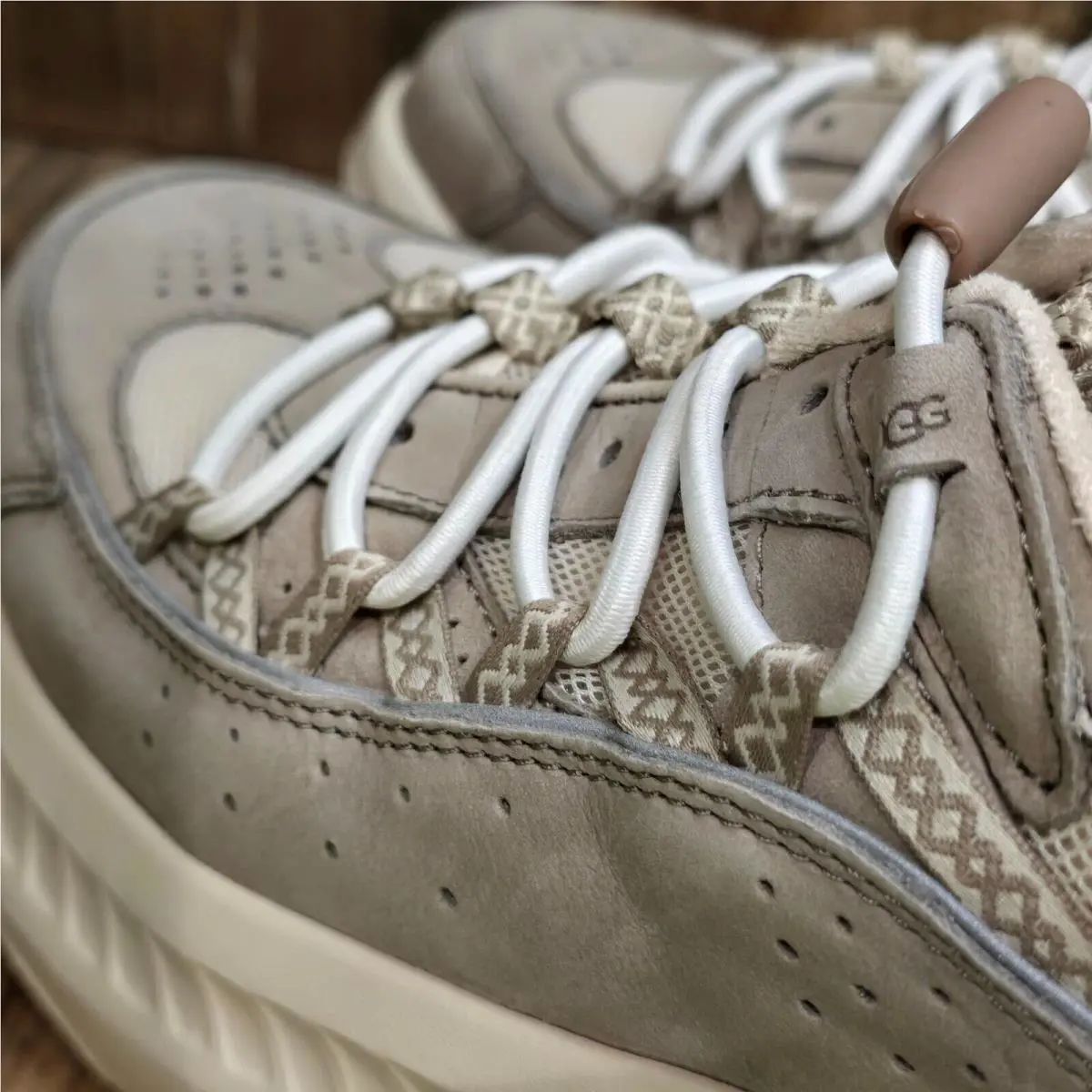 UGG shoes - CA805 V2 REMIX - REMIX - 1138050 - Beige (UPC: 196565260925) 6