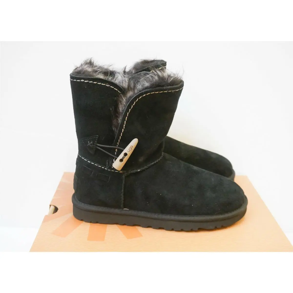UGG shoes - UGG MEADOW 1008043 - MEADOW - 1008043 - Black (UPC: 888855210078) 2