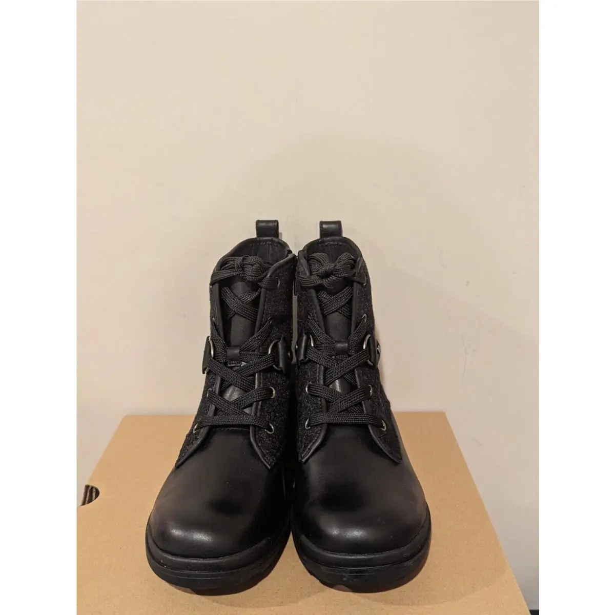 UGG shoes - Black 1