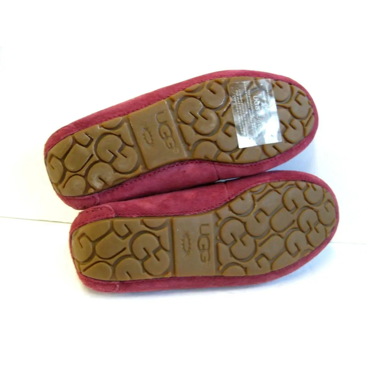 UGG shoes - burgundy/garnet 2