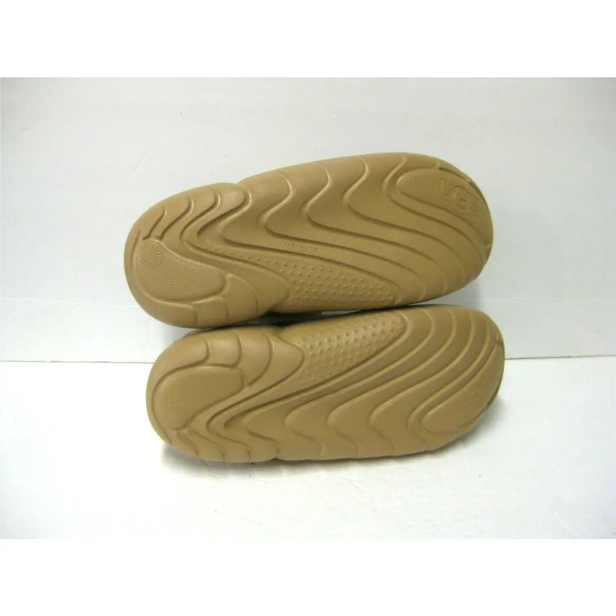 UGG shoes - UGG LA CLOUD - CLOUD - Sand / White Suede 3