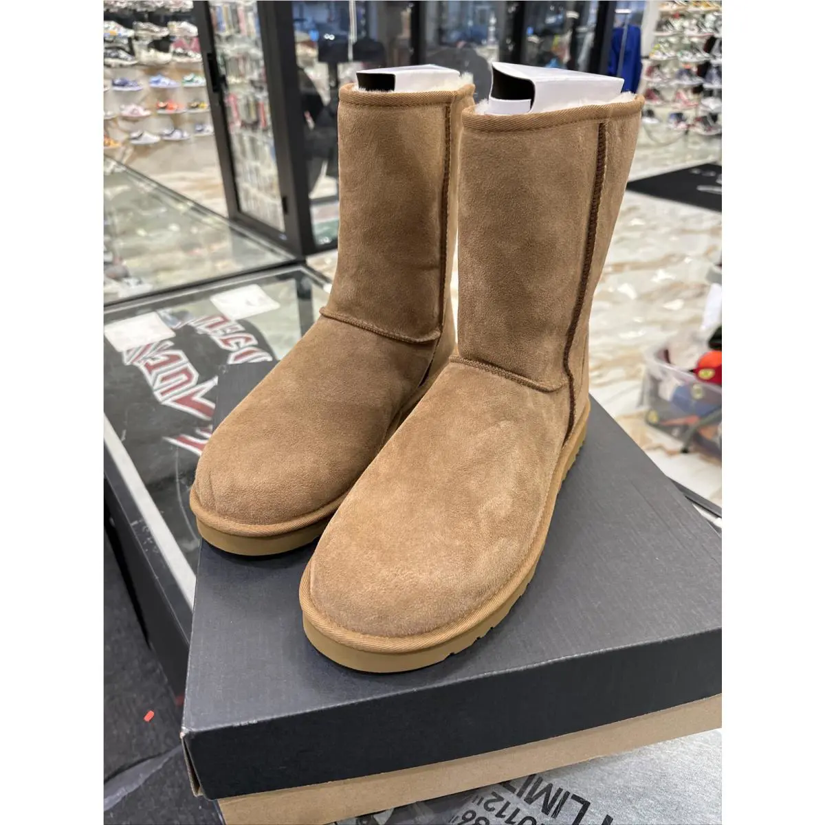 UGG shoes - Standard - Standard - Brown (UPC: 737872990053) 1