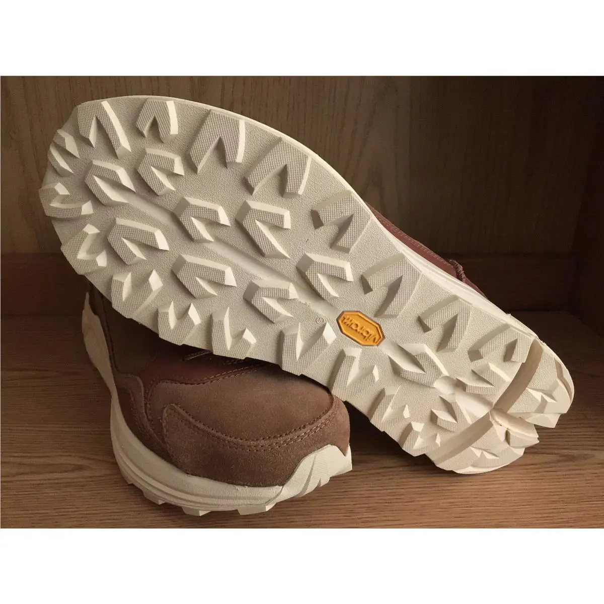 UGG shoes - UGG Miwo - Miwo - Brown (UPC: 192410417117) 0