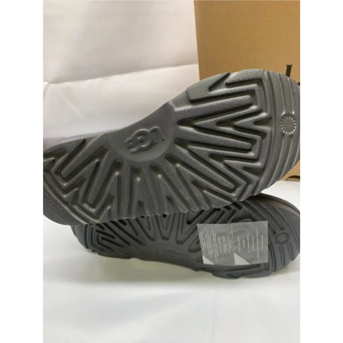 UGG shoes - UGG Classic 2 - Classic - Gray (UPC: 190108800975) 2