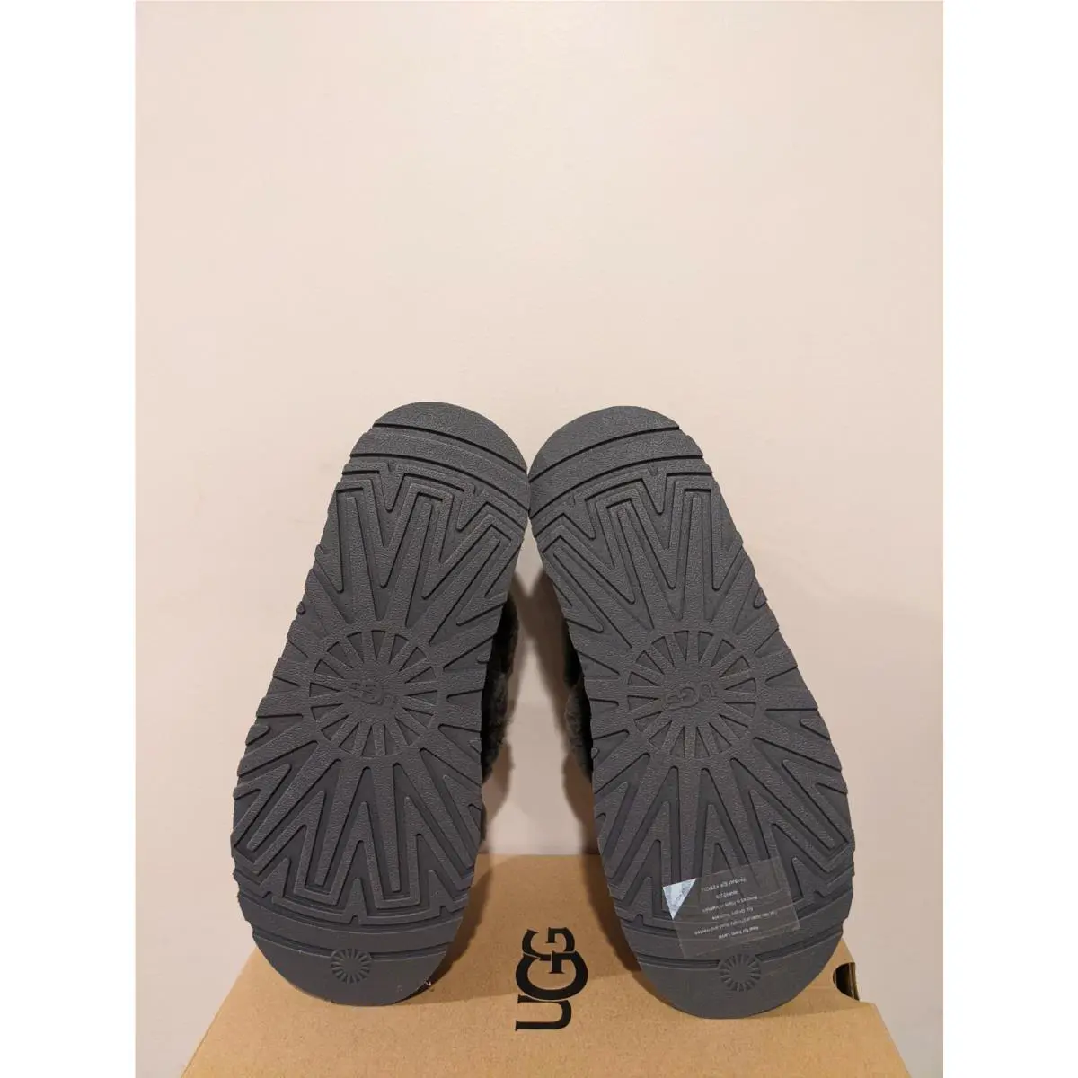 UGG shoes - Disco Cross Slide - Disco Cross Slide - Charcoal 3