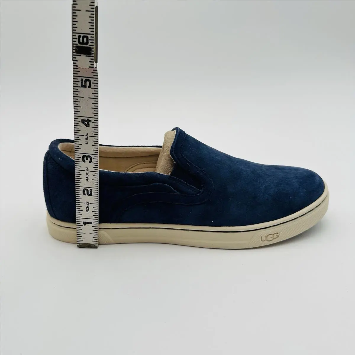 UGG shoes - Blue (UPC: 0811301146959) 0